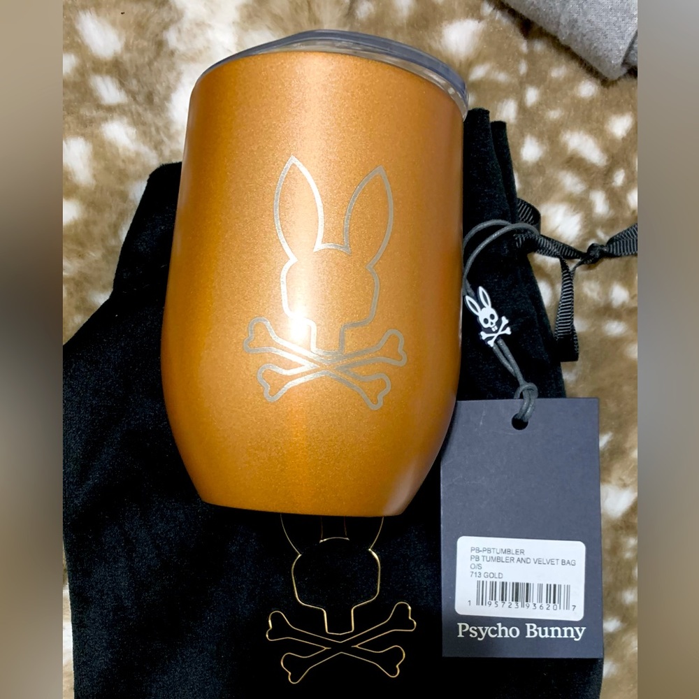 New tumbler with velvet bag. Never used